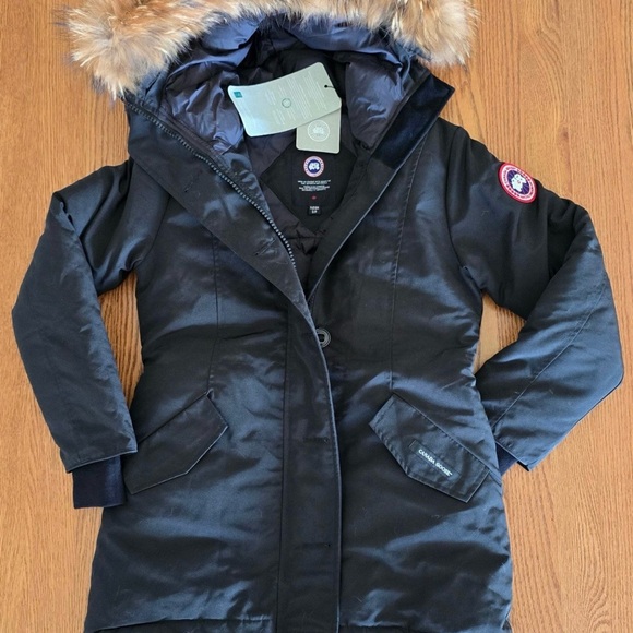 Canada Goose Jackets & Blazers - Canada Goose Black Zippered Outerwear